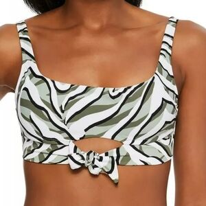 Bar lll Hypno Beach Bikini Top In Sage